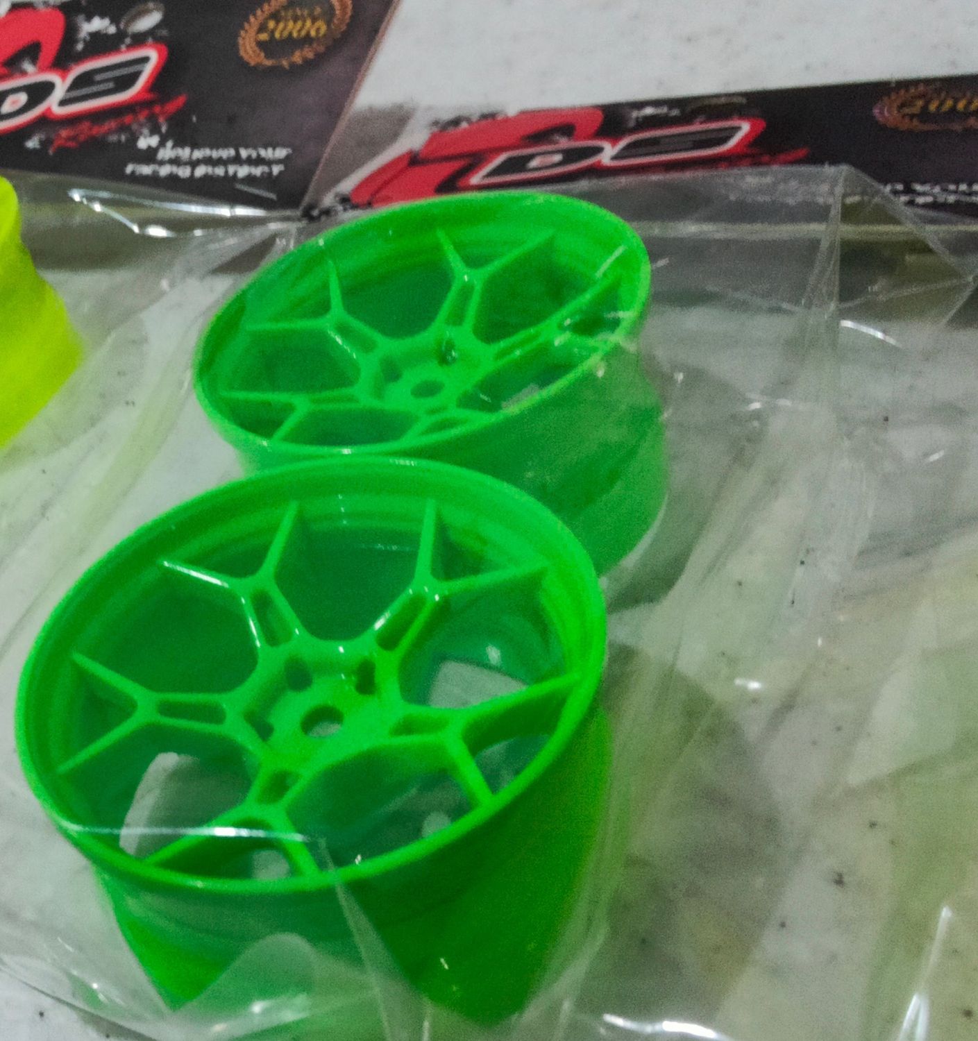 DS Racing Drift Feathery 5Y Spoke Wheel - Green
