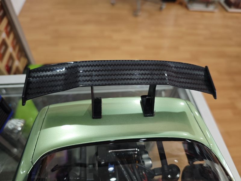 Wing Carbon Effect