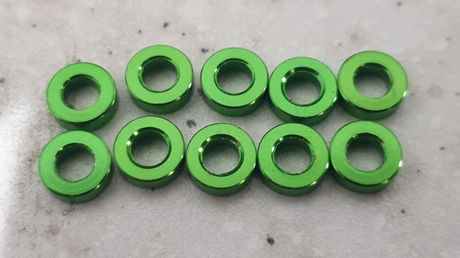 2mm Spacer 10pcs -Green