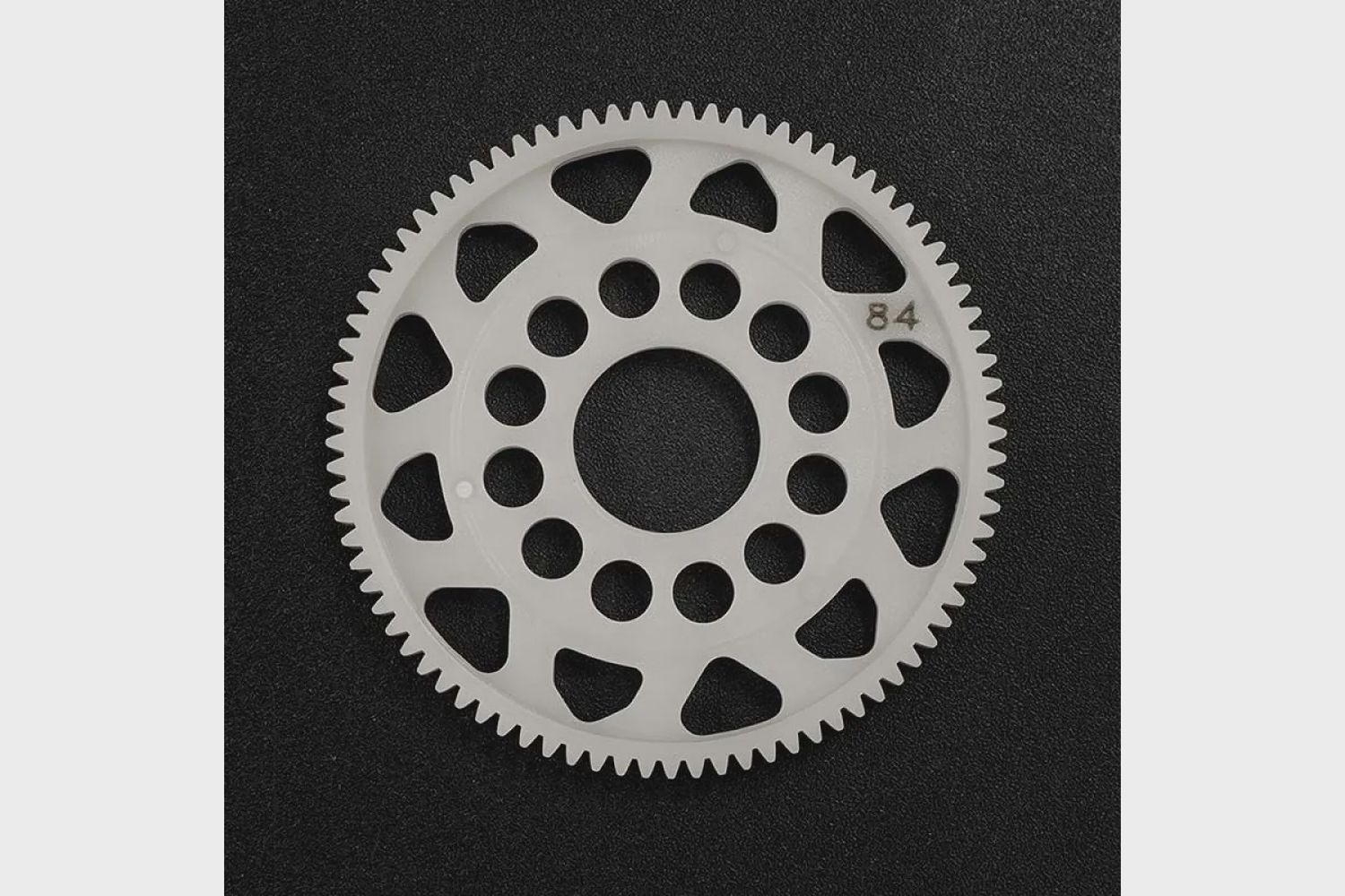Yeah Racing Delrin 84T 64dp Spur Gear