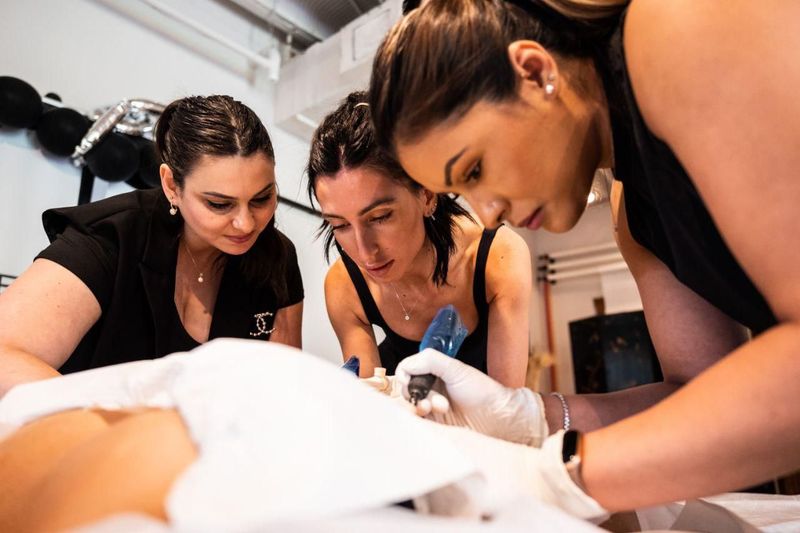 Analyze Medical Pigmentation Course: Level 2 (For Experienced Artists)