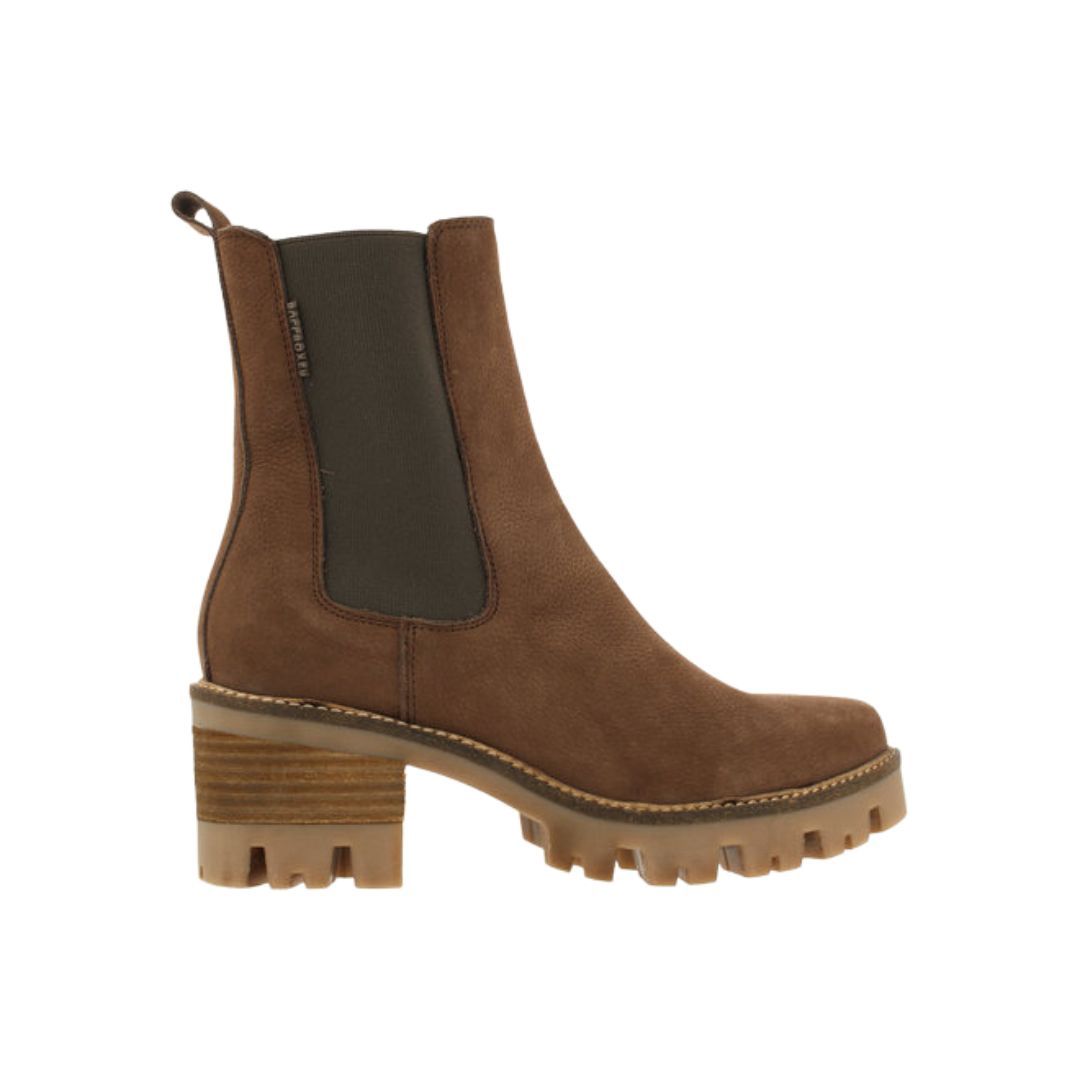 Bullboxer Chelsea Hak-bruin