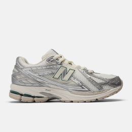 New Balance M1906 Silver Metalic  Sea Salt  New Spruce, Maat: 37