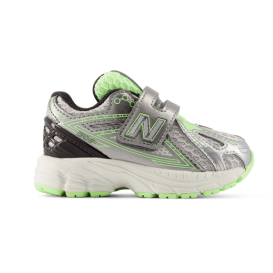 New Balance IV1906 Dark Silver Metallic Mint Flas, Maat: 21.5