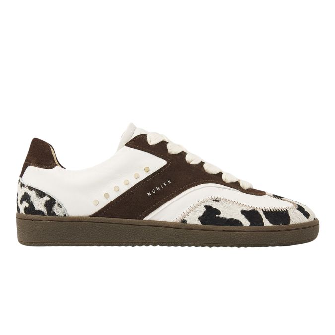 platte dames sneaker met koeienprint bruin en wit leer