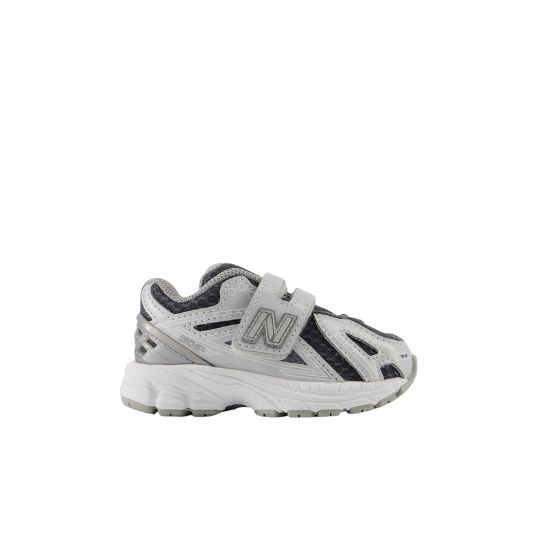 zilver grijze 1906 kids sneaker van new balance