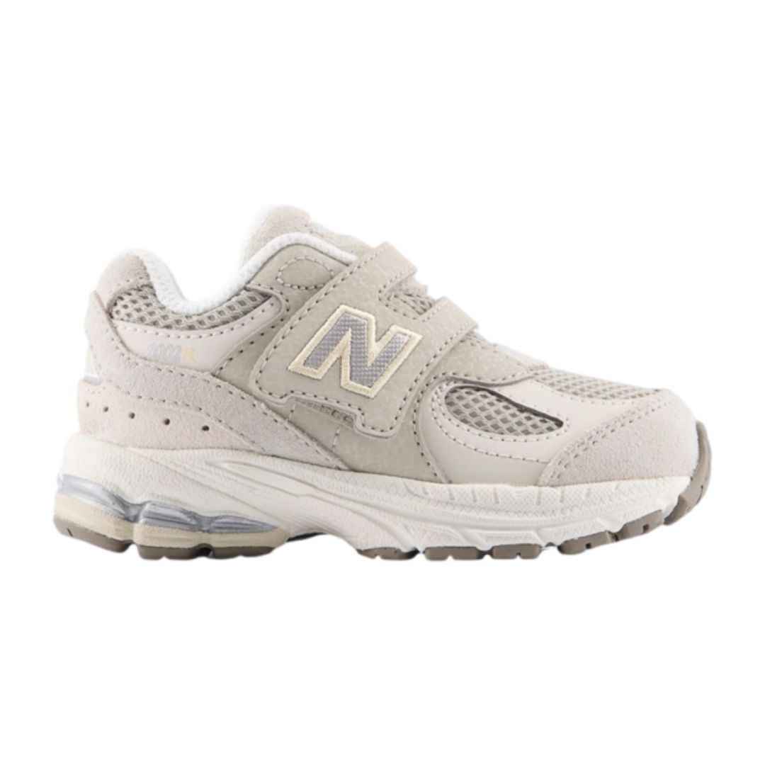 New Balance IV2002 Shipyard Linen, Maat: 21