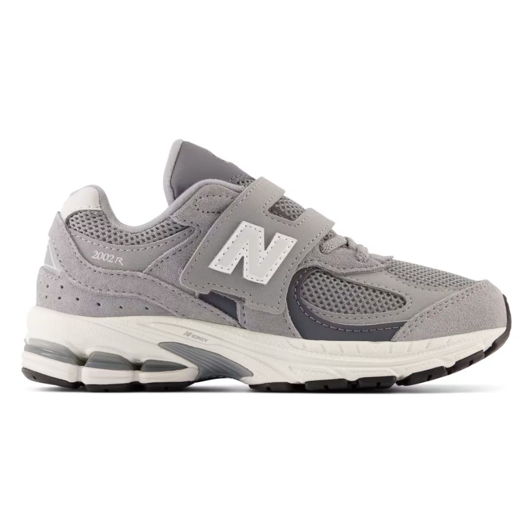 New Balance grijs PV2002 kinder sneaker