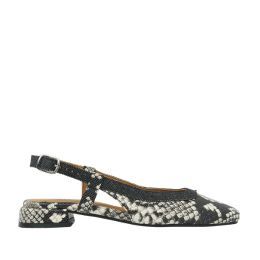 VIA VAI Julie Xena Pitone Roccia