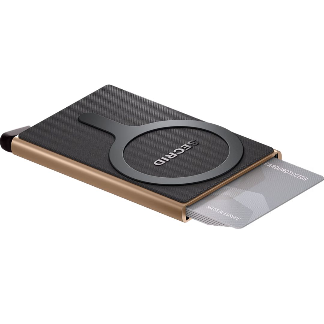 Secrid Cardprotector Magsafe sand Secrid Cardprotector Magsafe sand