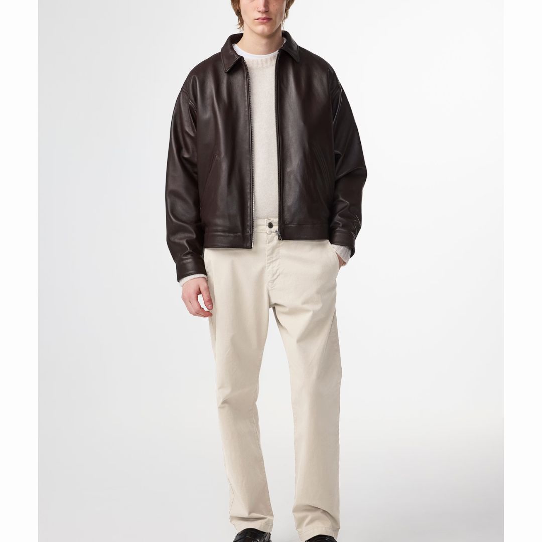 NN07 Aden
Straight leg regular fit Chino