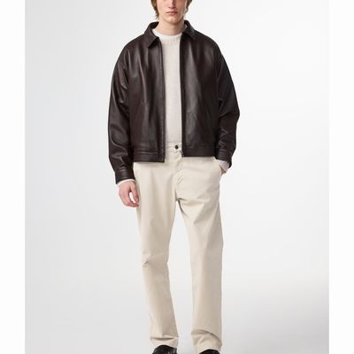 NN07 Aden
Straight leg regular fit Chino