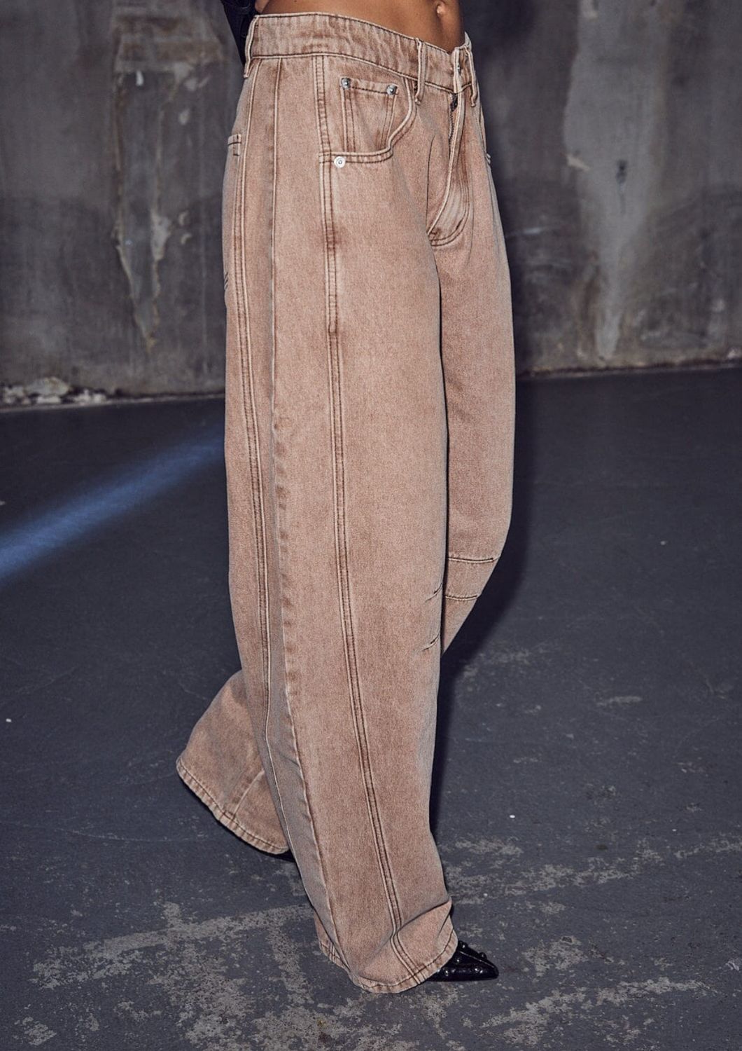 Haute L’Amitié Drew Barrel Panel Tall Jeans Camel