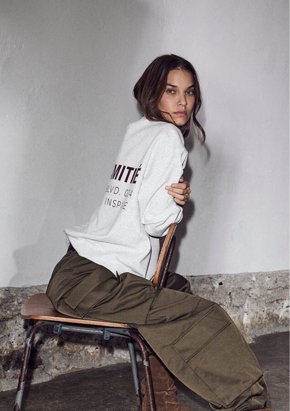 Haute L’Amitié Back Print Studio Sweat Pearl Melange