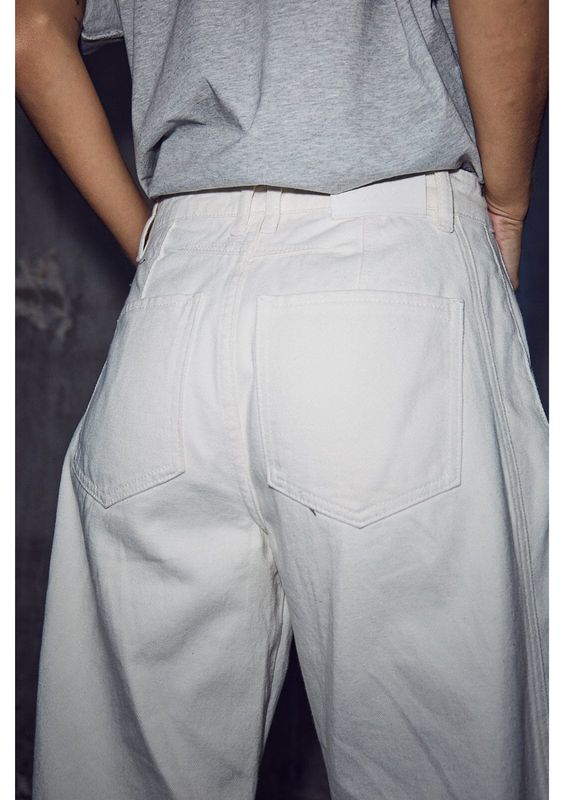 Haute L’Amitié Drew Barrel Panel Jeans White