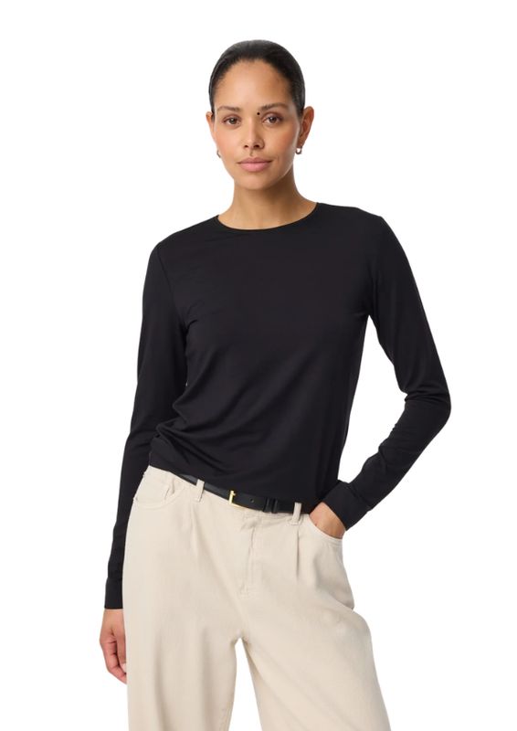 Knit-ted Zoe Top Black Knit-ted Zoe Top Black