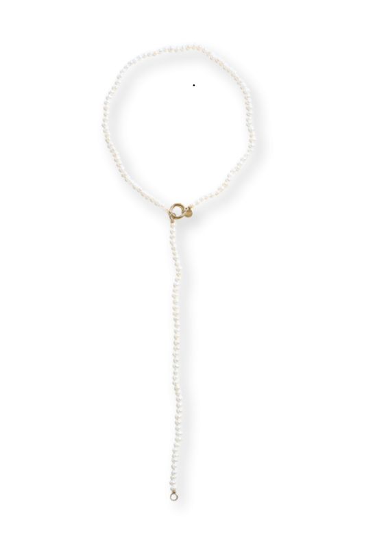 Bonnie Studios Festive Pearl Necklace Bonnie Studios Festive Pearl Necklace