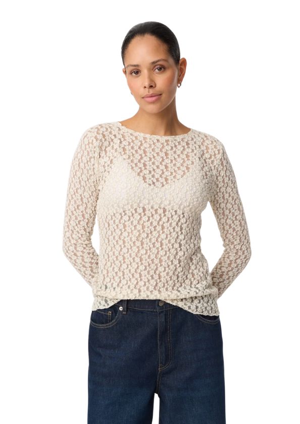 Knit-ted Lacey top Creme Knit-ted Lacey top Creme