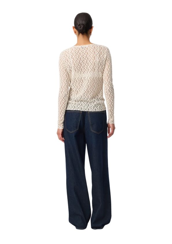 Knit-ted Lacey top Creme Knit-ted Lacey top Creme