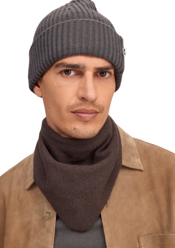 NN07 Triangle Wool scarf Earthwood NN07 Triangle Wool scarf Earthwood