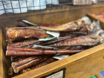 BULLY STICKS