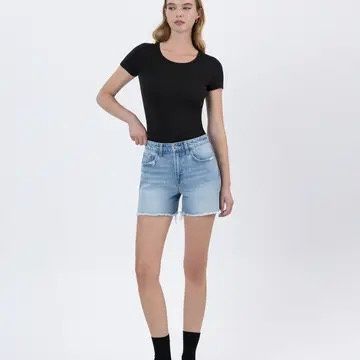 Jade Boyfriend Short