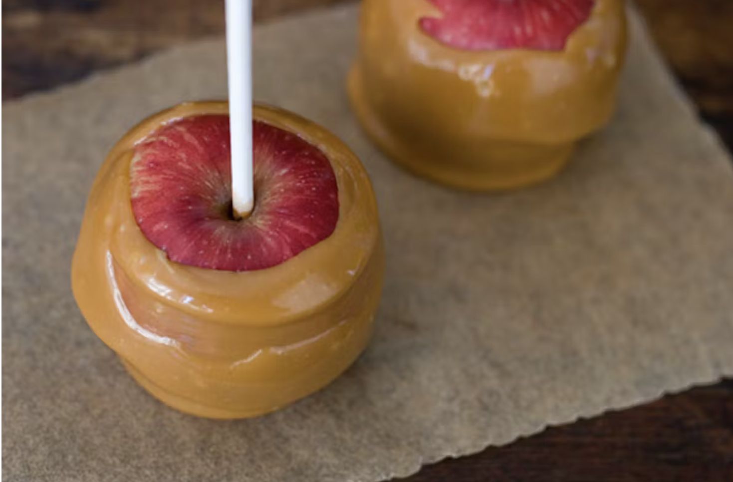 Honeycrisp + Caramel Candle