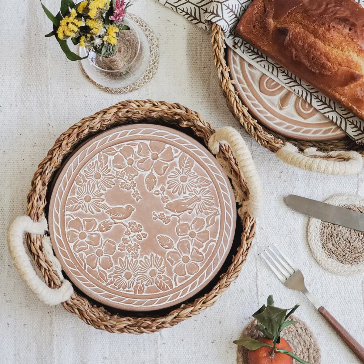 Handmade Bread Warmer &amp; Wicker Basket - Garden Round