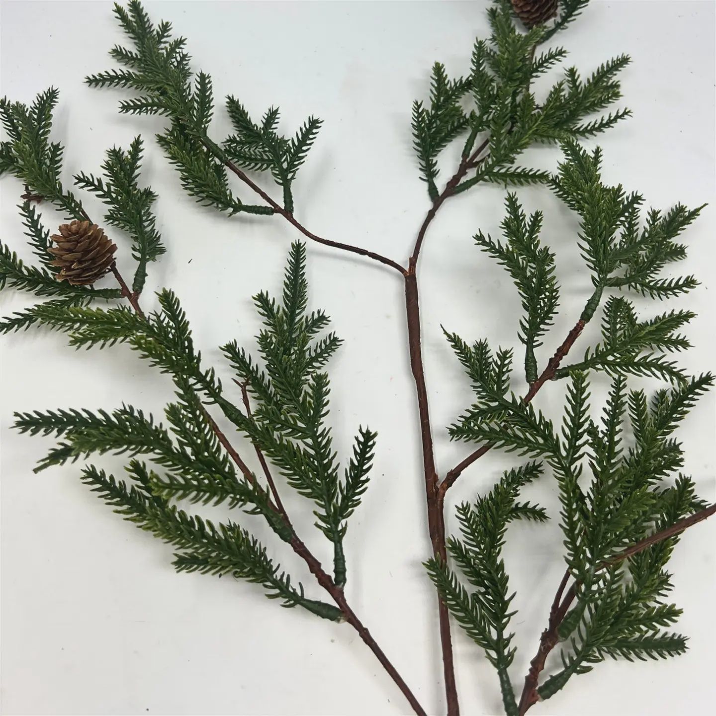 Mini Highlands Spruce Vine - Green 32&quot;