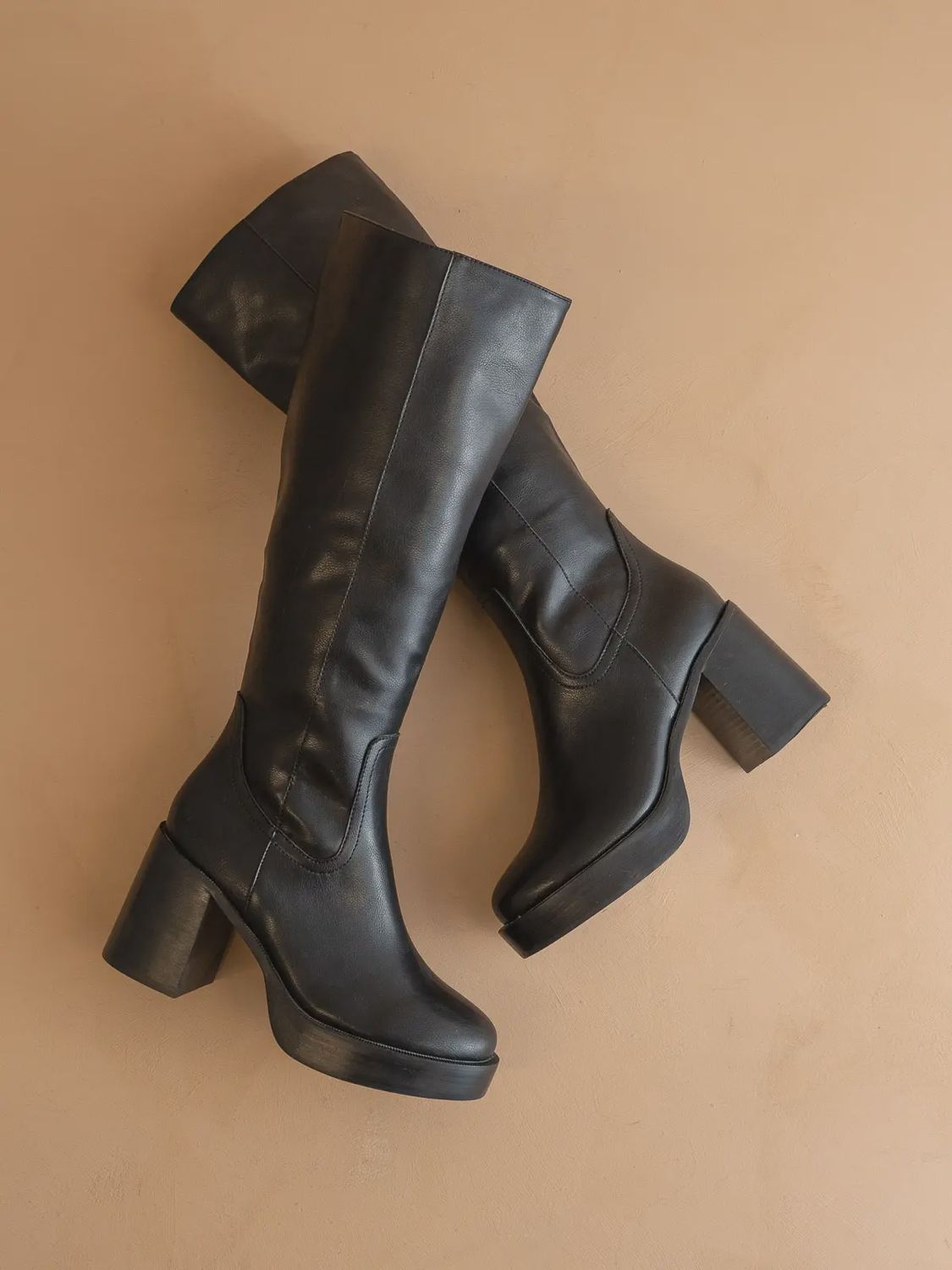 The Juniper Black | Platform Knee-High Boots