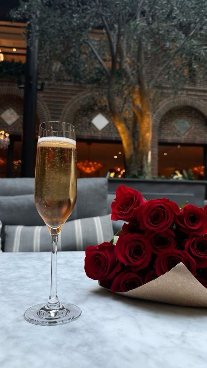 Champagne + Roses Candle