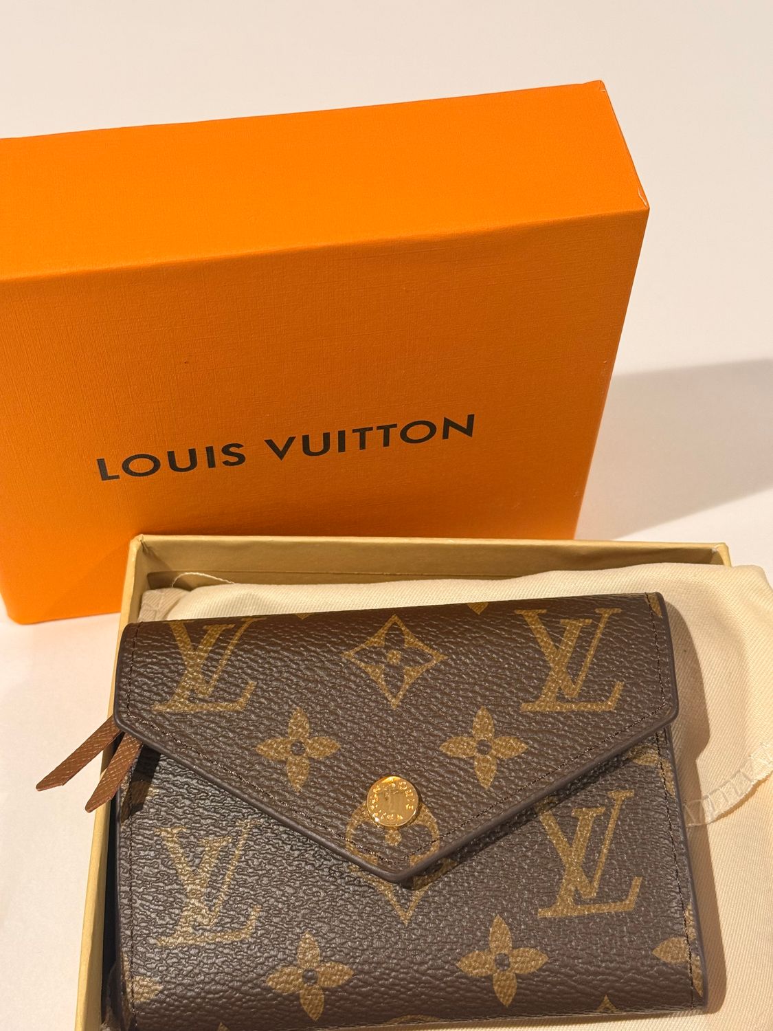 Victorine Wallet