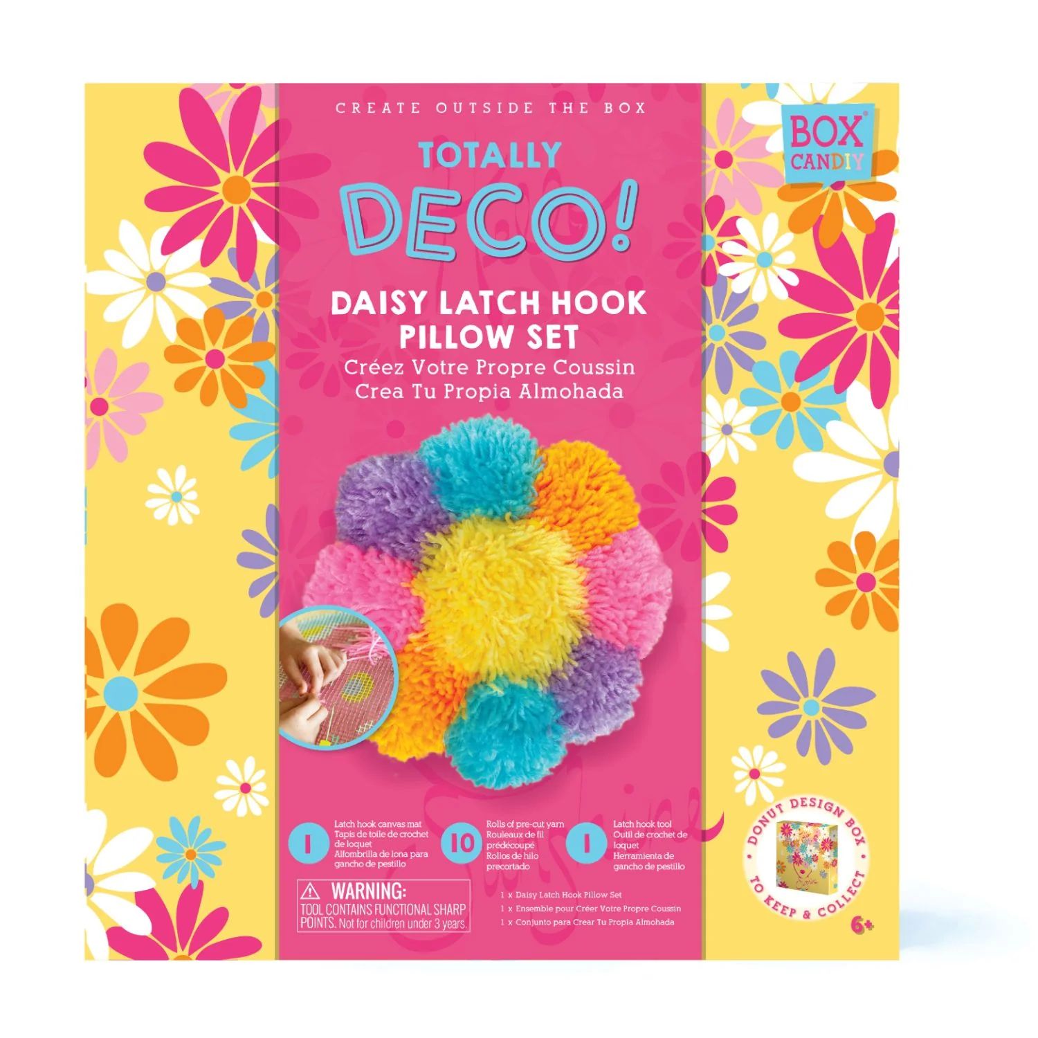 Daisy Latch Hook Pillow Set