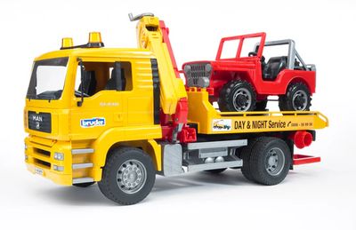 TGA Tow Truck w/Cross Country Vehicle (02750)