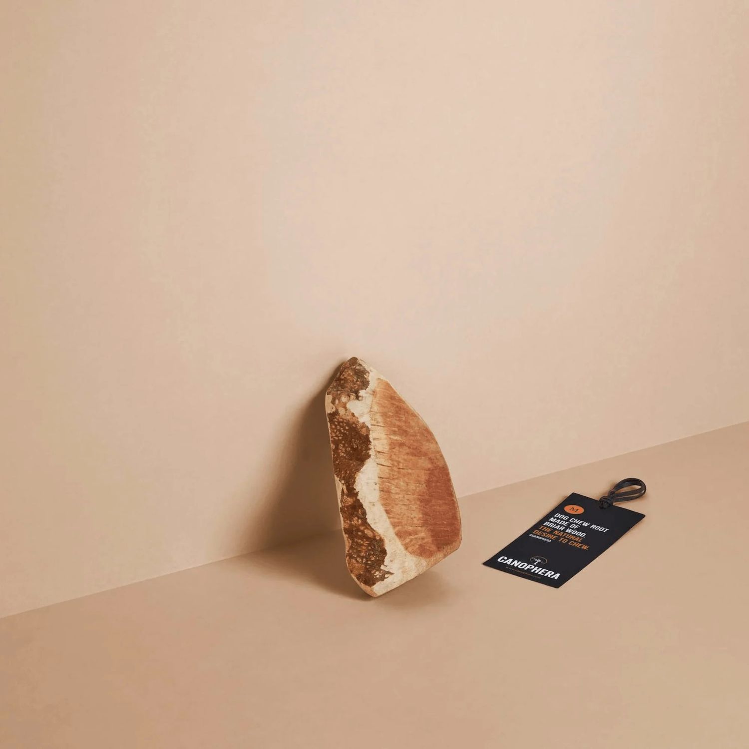 Canophera Briar Wood Chew, M