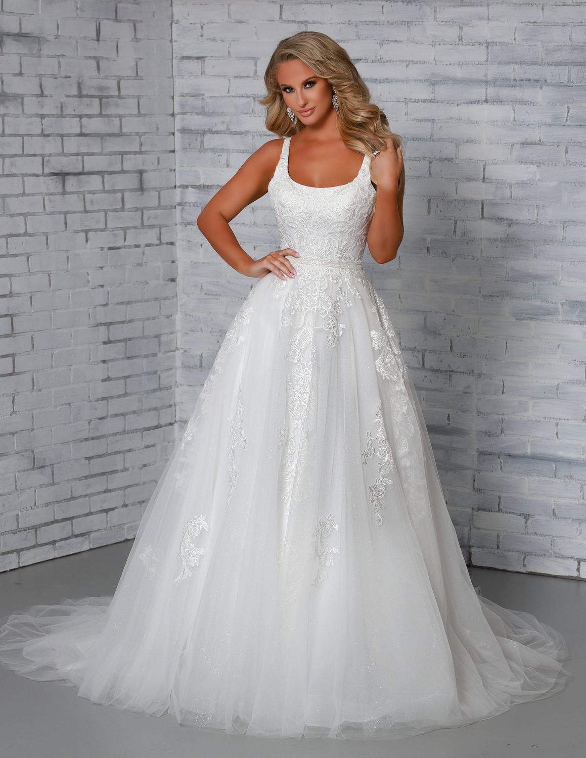 6132, Color: Ivory, Size: Size 10