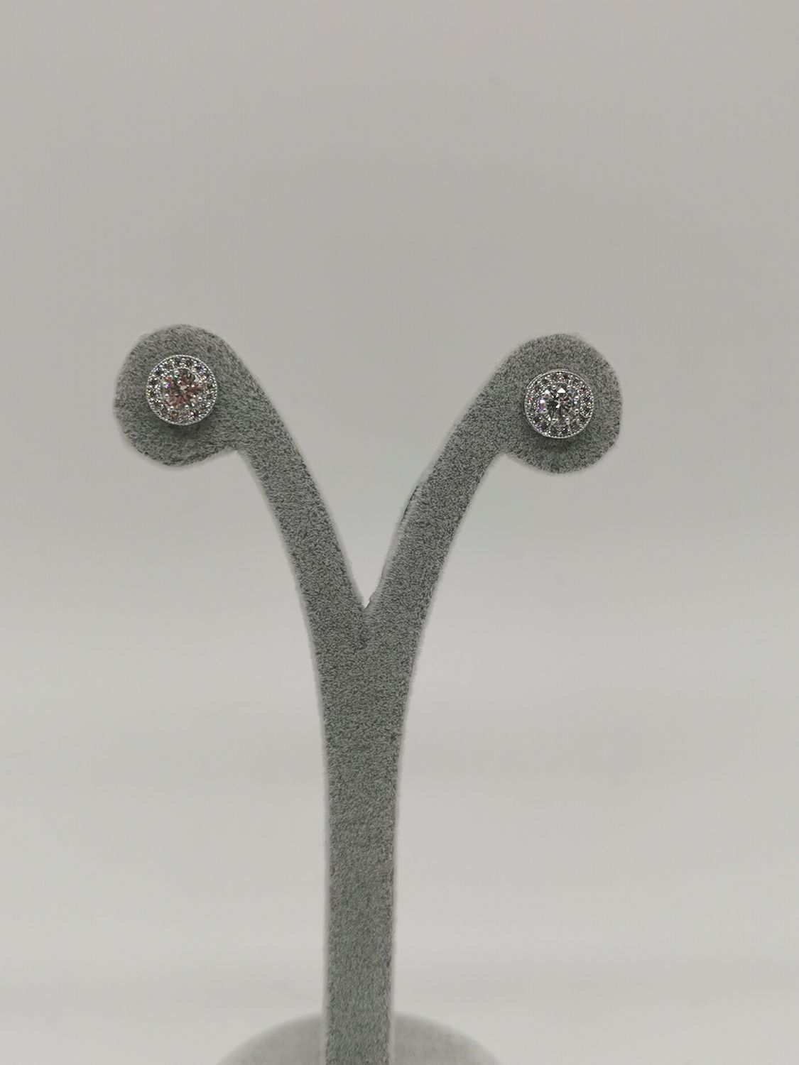 E - 1185, Color: Silver
