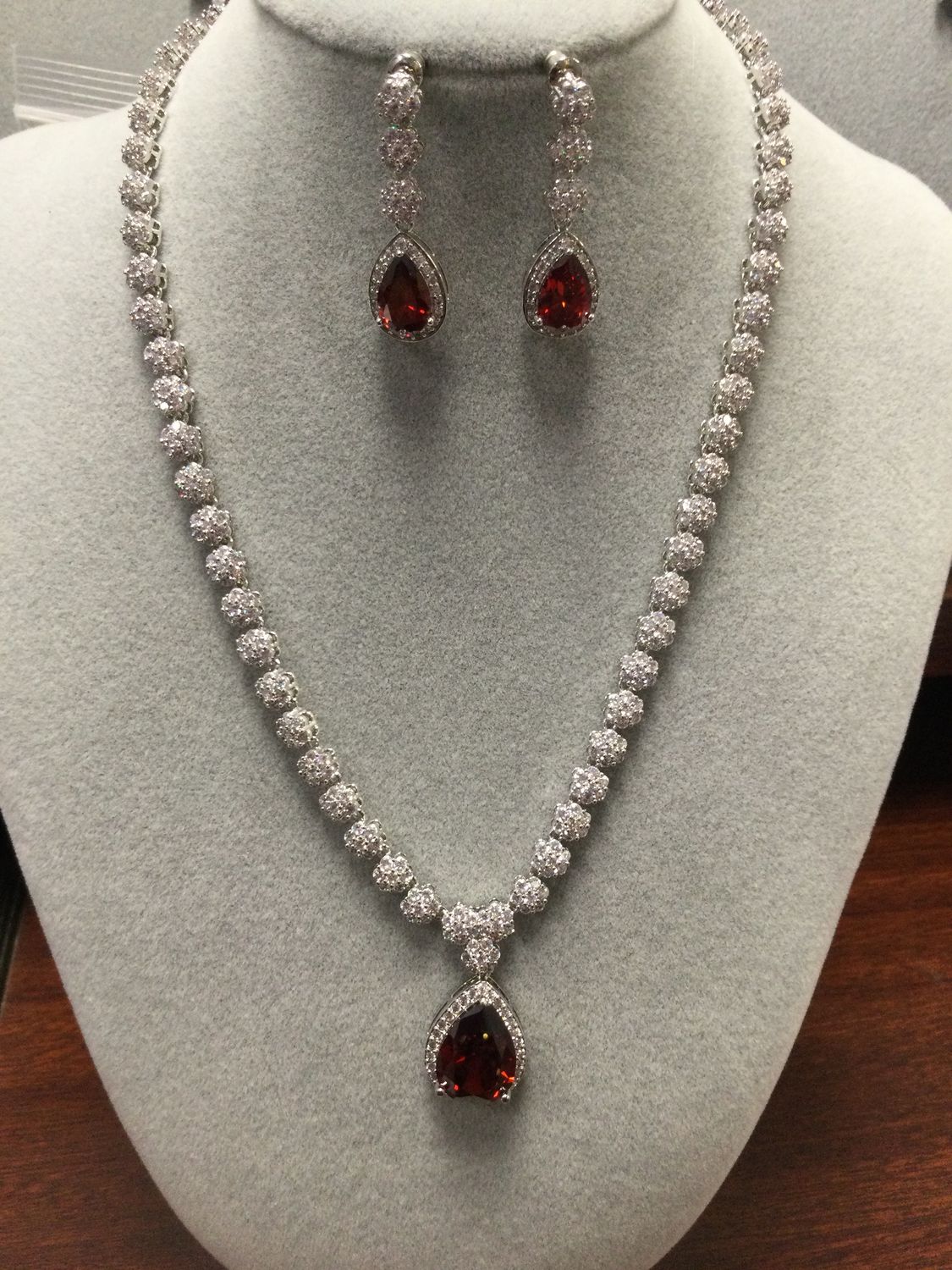 N Set-164, Color: Red