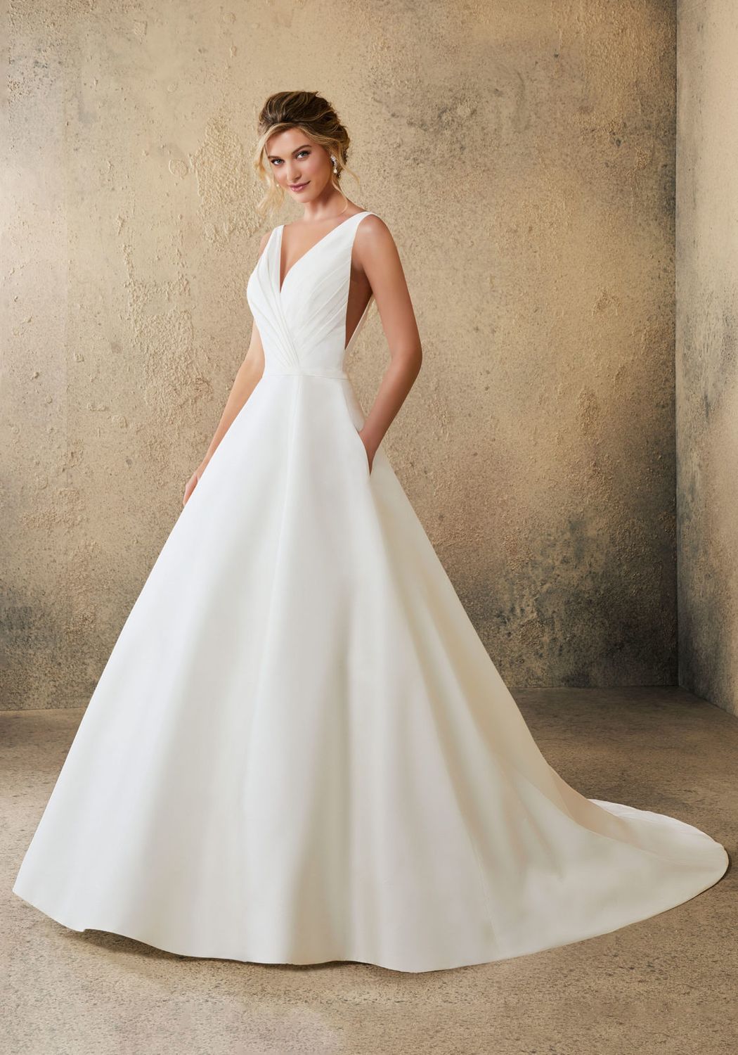 5768, Color: IVORY, Size: size 6