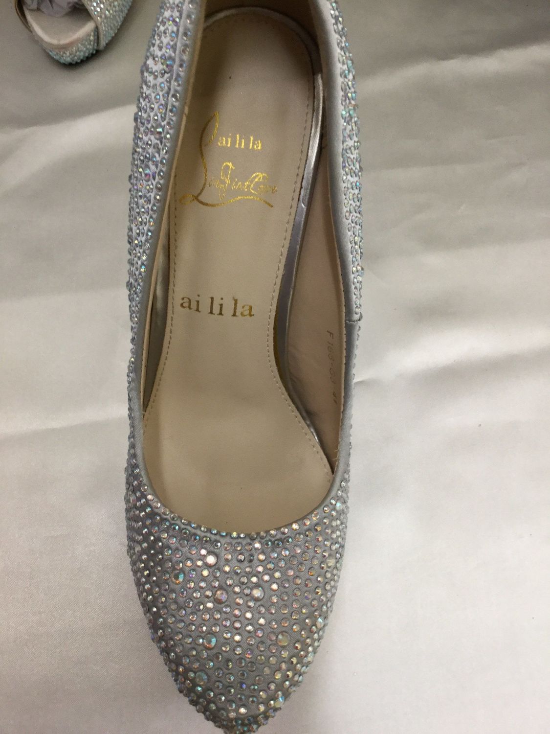 6” Rounded Toe Shoes 