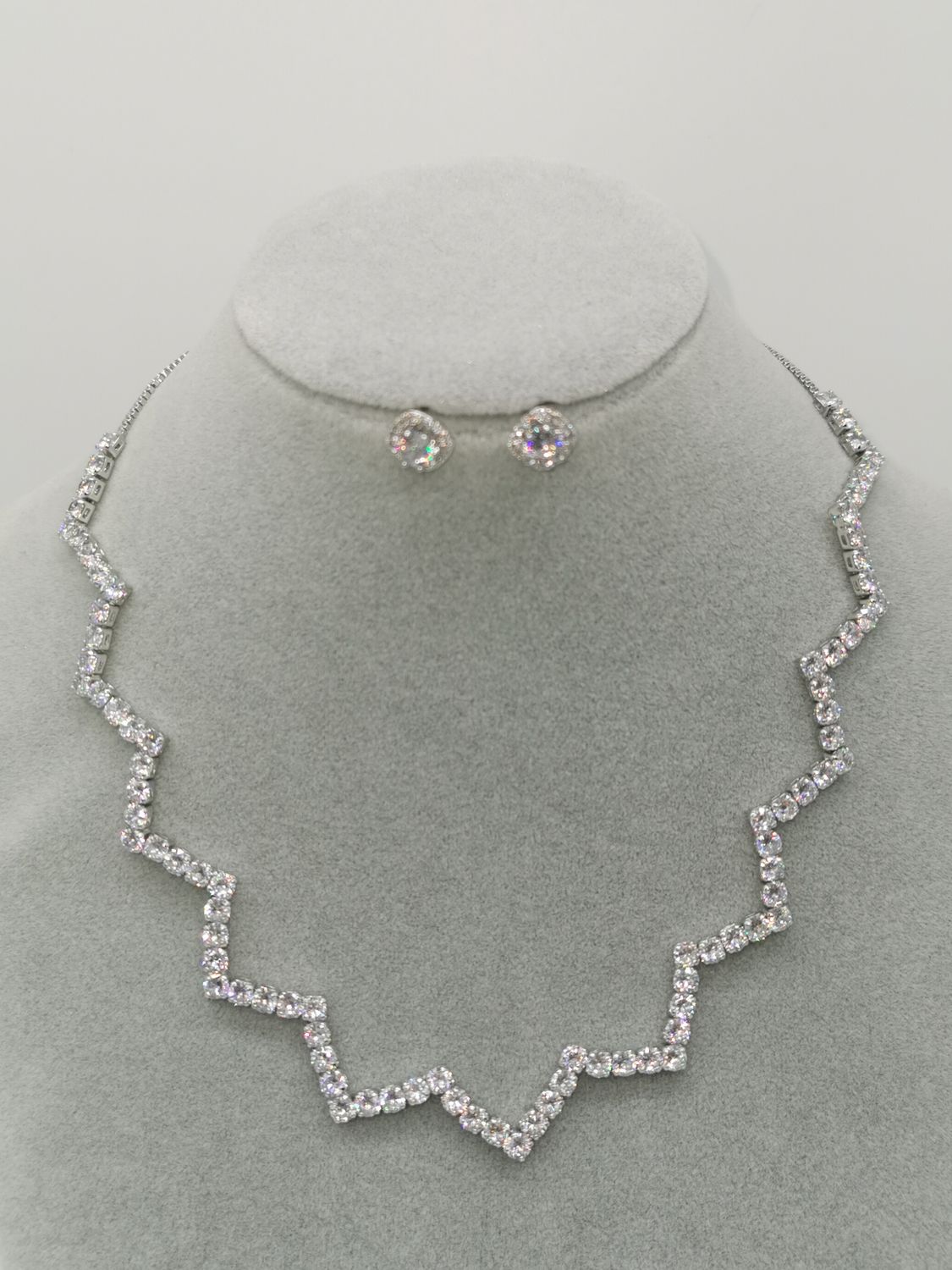 N Set - 141, Color: Silver
