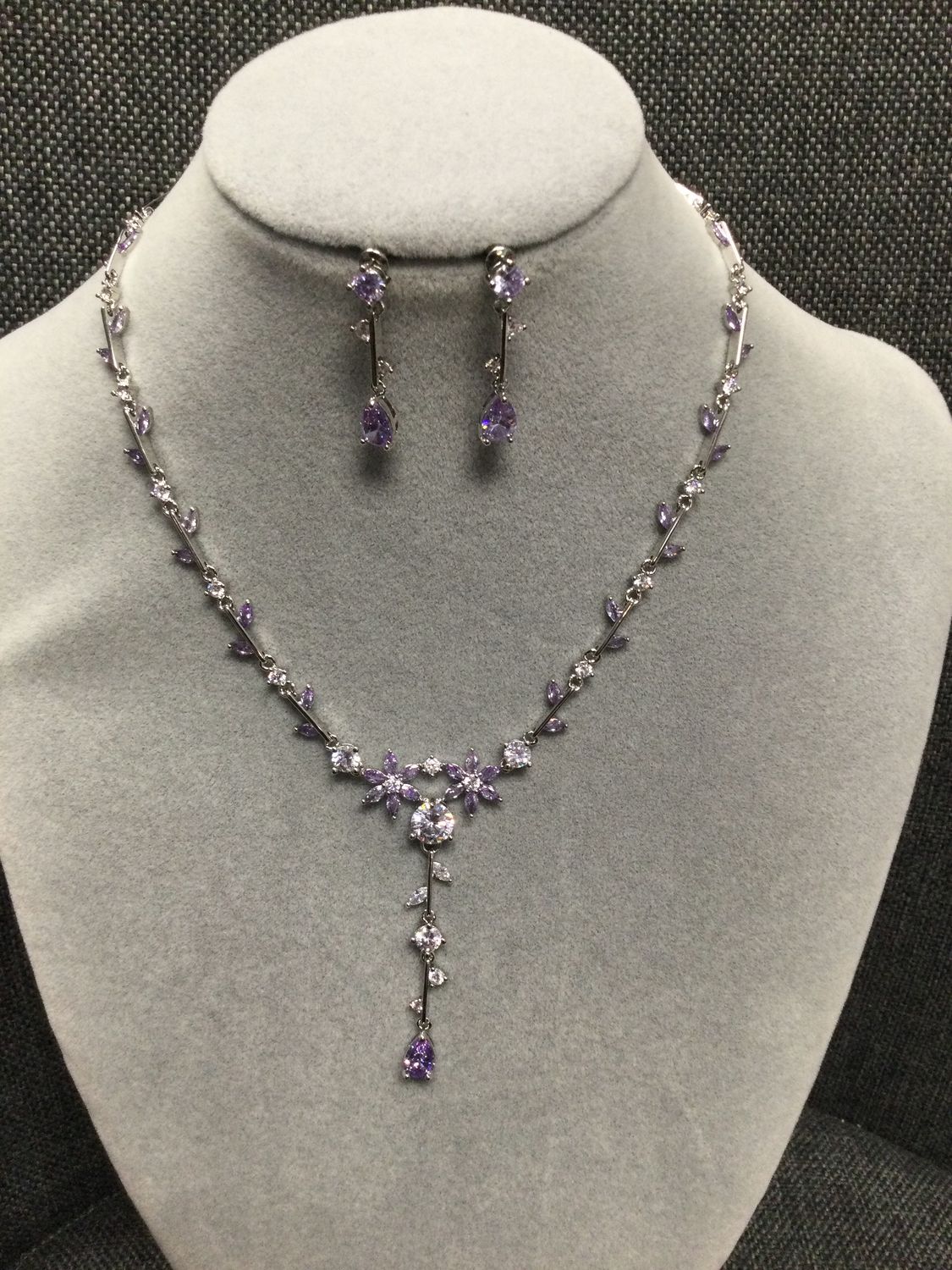 N Set - 181, Color: Lilac