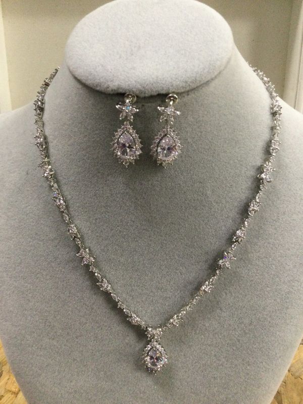 N SET - 219 - SILVER