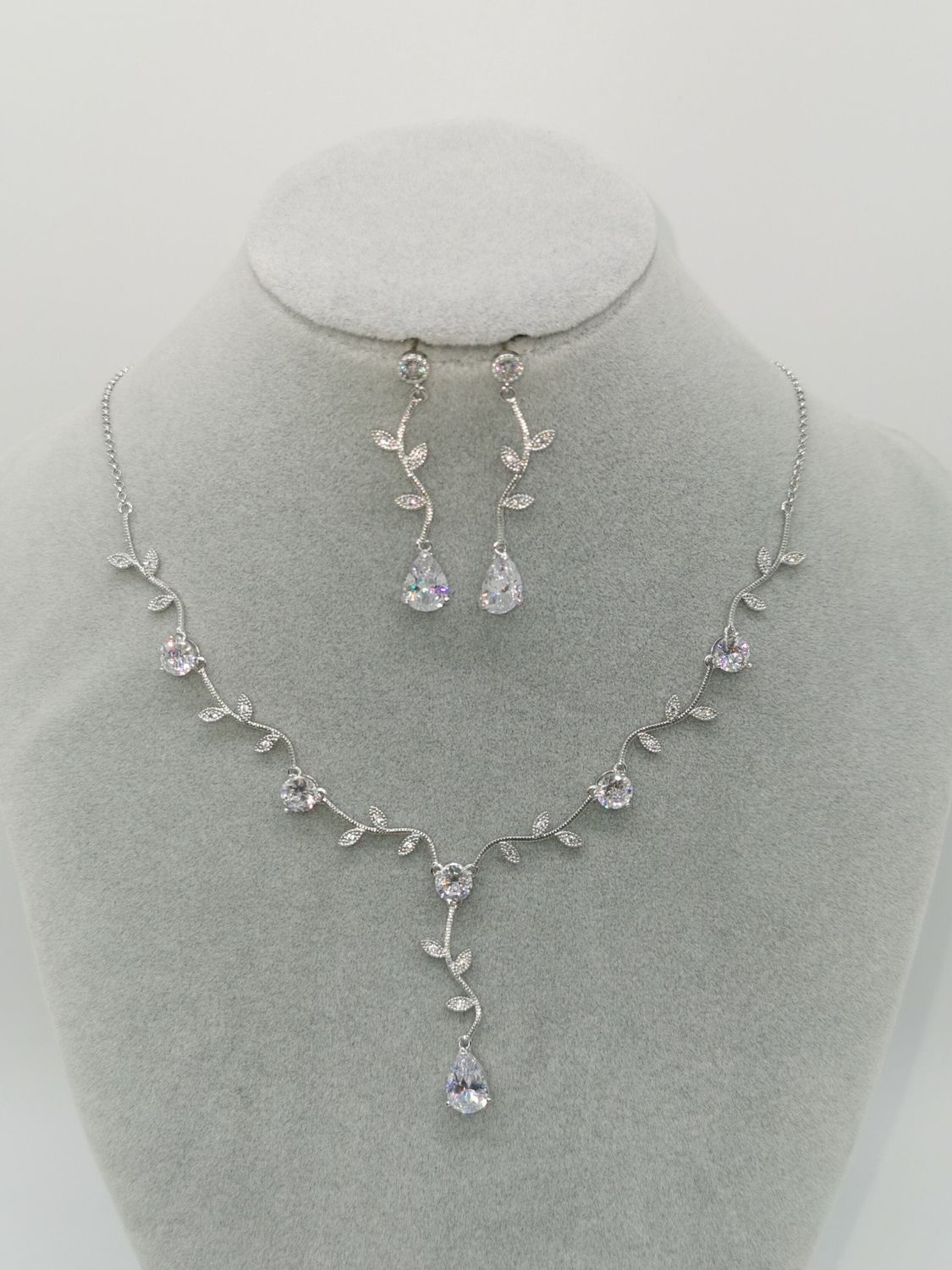 N Set - 112, Color: Silver
