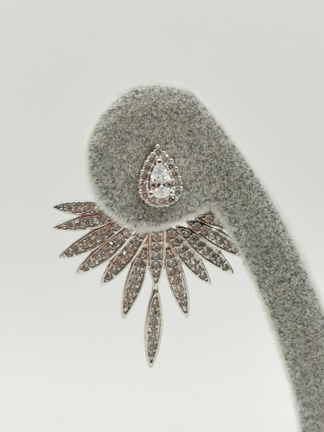 E-1158, Color: Silver