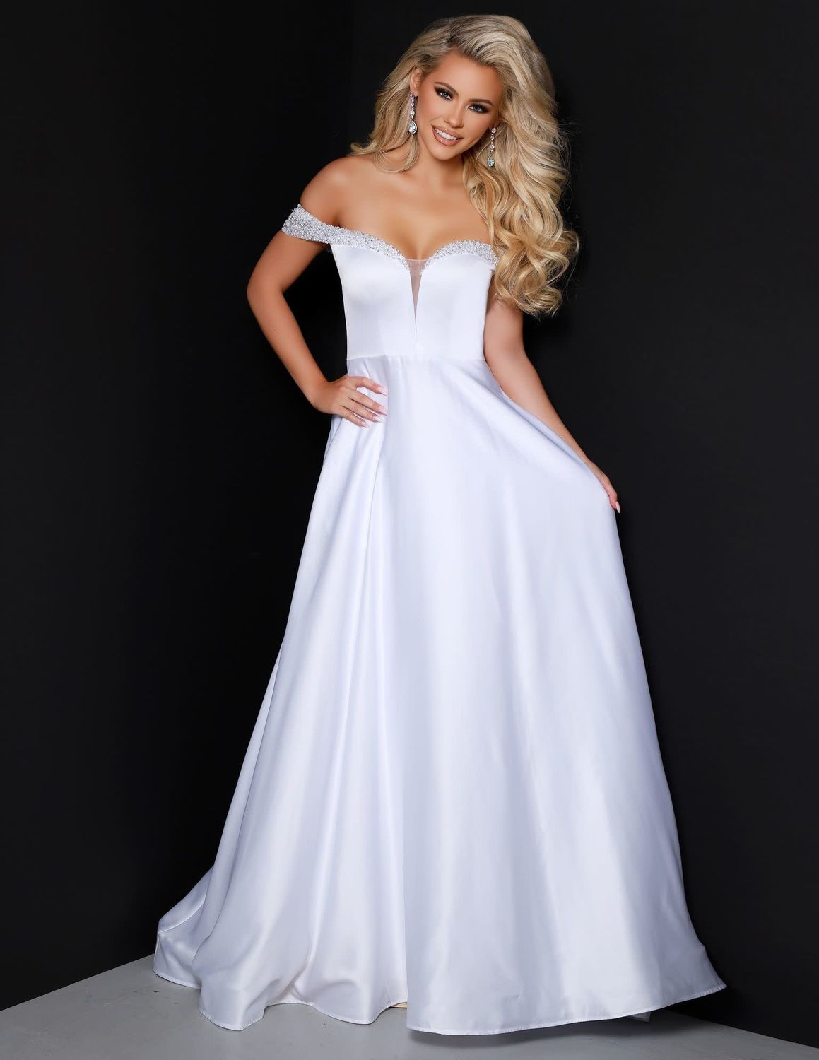 20238, Color: white, Size: size 4