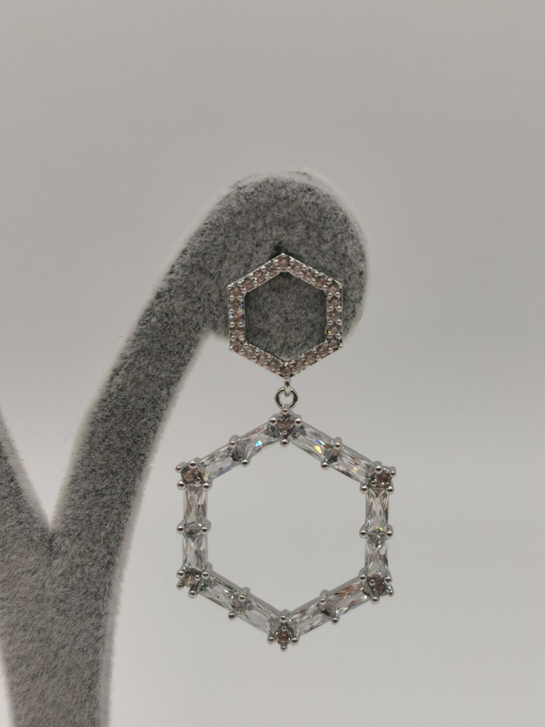 E-1253, Color: Silver