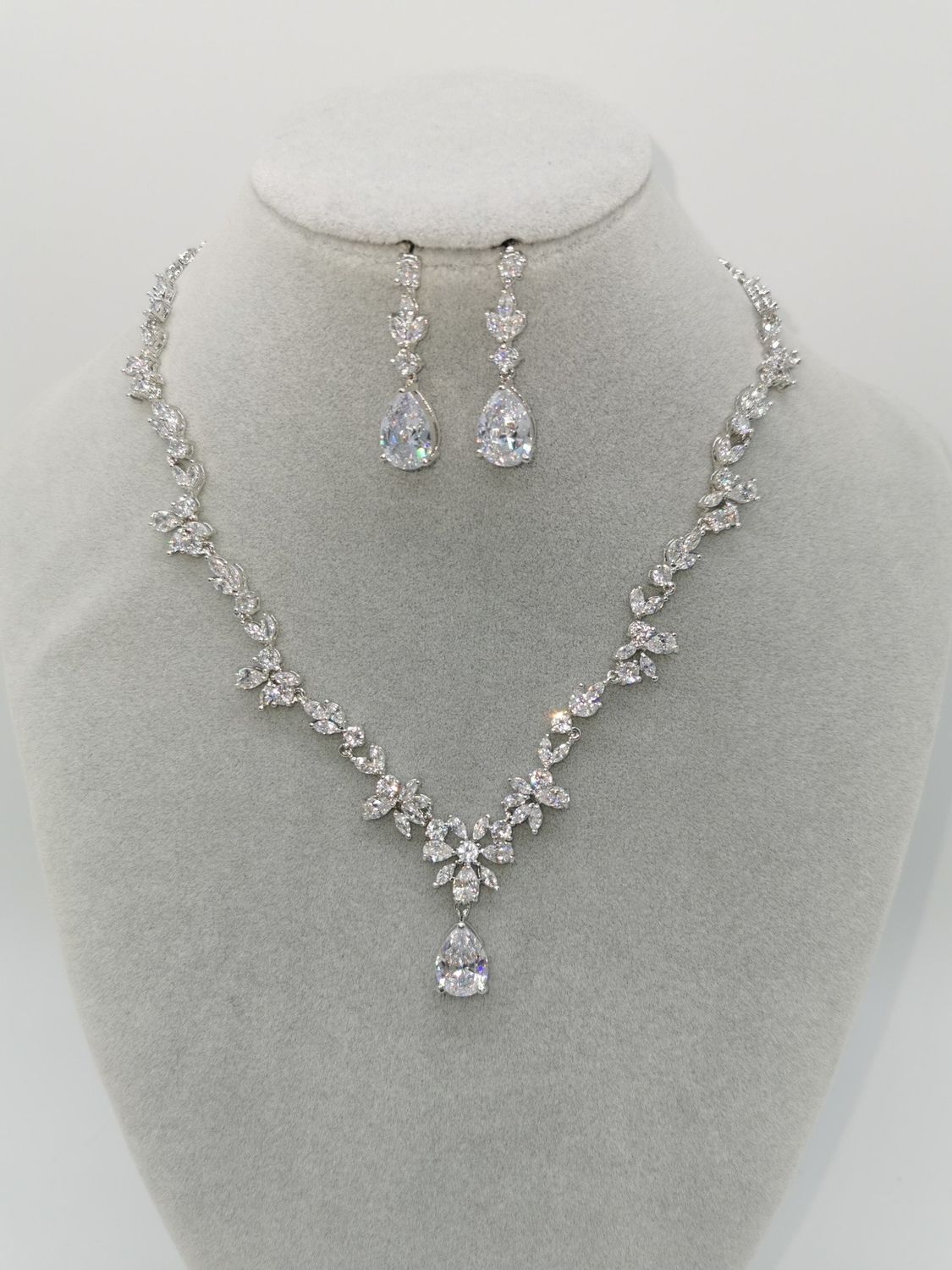 N Set - 101, Color: Silver