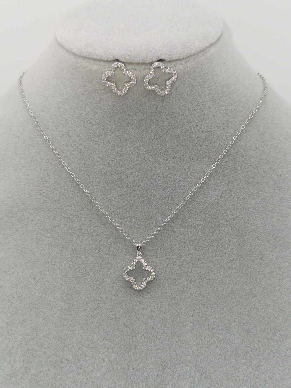 N Set - 124, Color: Silver