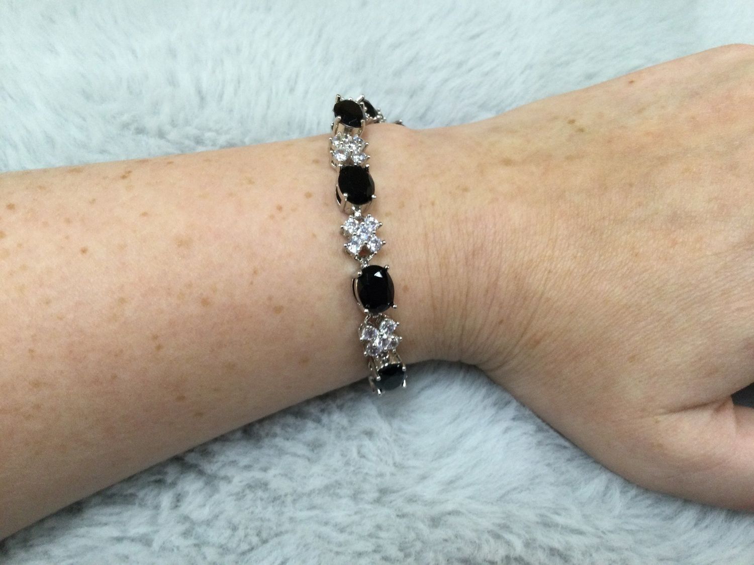 Bracelet - 003, Color: Black